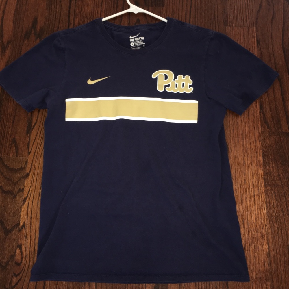 Small Nike Pitt T-shirt